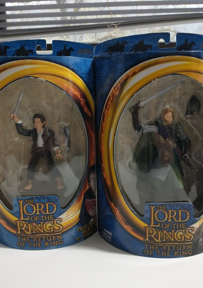 Lord of the rings figures